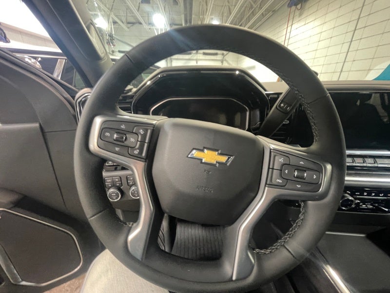 2025 Chevrolet Silverado 3500 HD LTZ