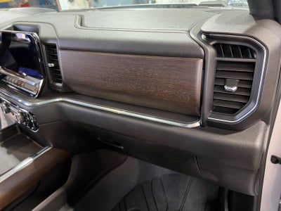 2024 Chevrolet Silverado 3500 HD High Country