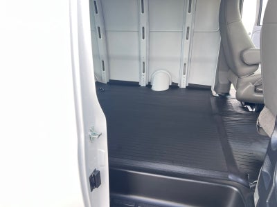 2025 Chevrolet Express Cargo 3500 WT