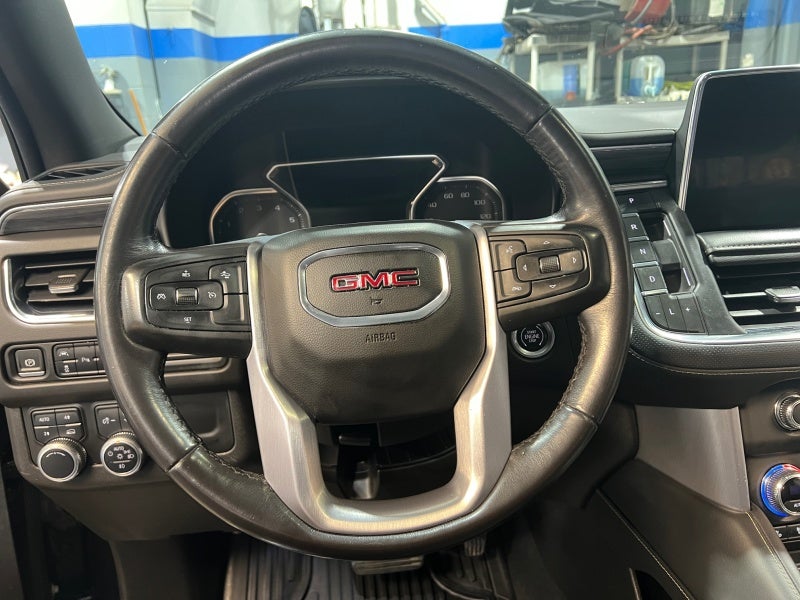 2021 GMC Yukon SLT