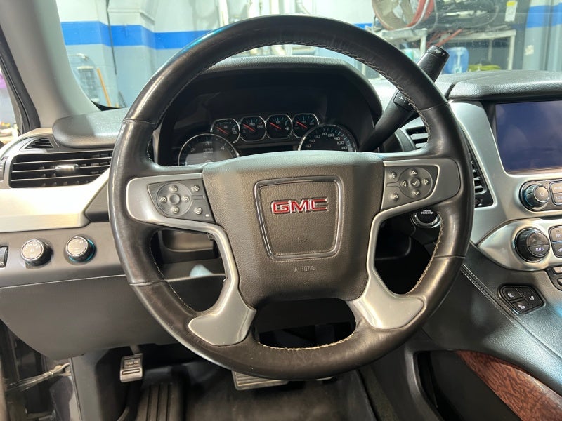 2017 GMC Yukon XL SLT