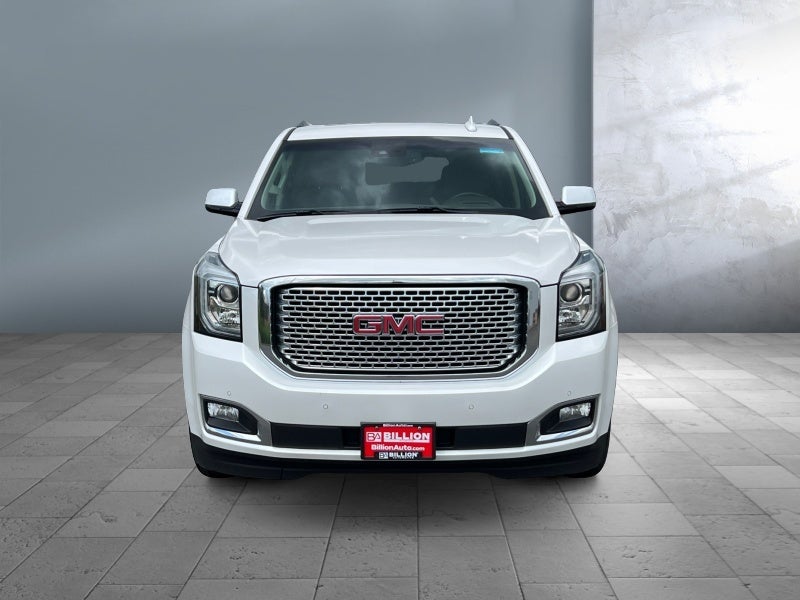 Used 2017 GMC Yukon XL Denali with VIN 1GKS2HKJ5HR368242 for sale in Worthington, Minnesota