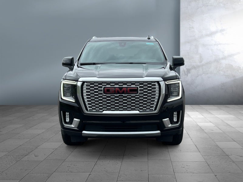 Used 2021 GMC Yukon XL Denali with VIN 1GKS2JKL2MR399239 for sale in Worthington, Minnesota