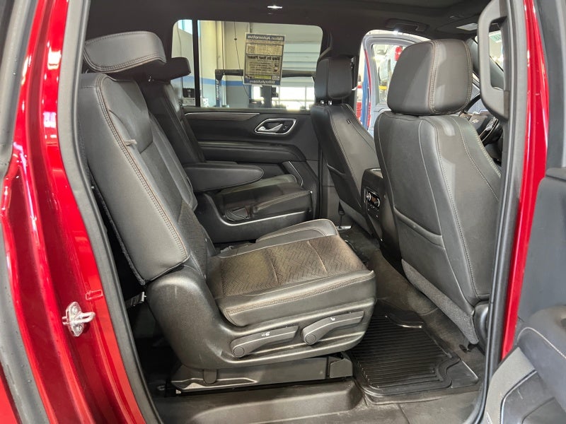 2021 Chevrolet Suburban High Country