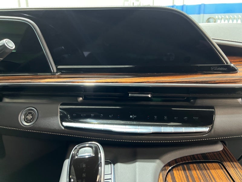 2021 Cadillac Escalade Luxury