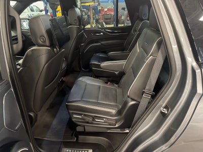 2022 Cadillac Escalade Sport