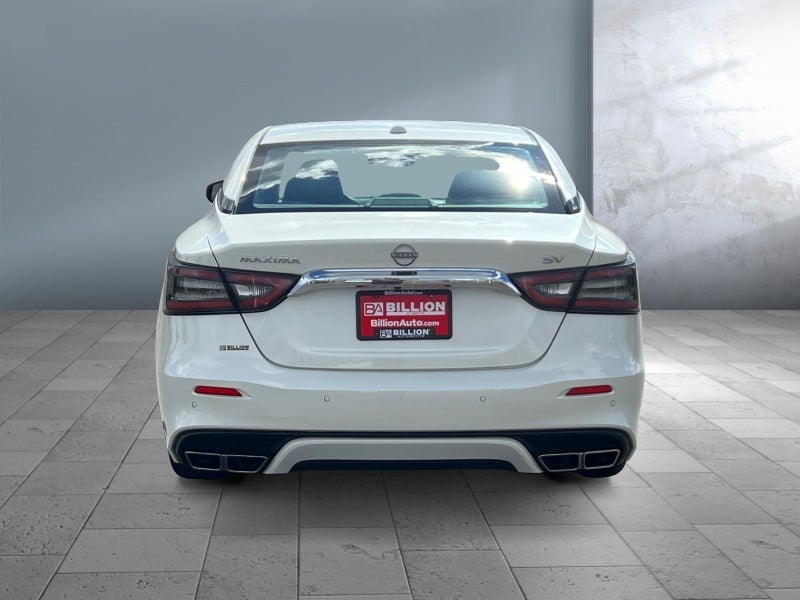 2023 Nissan Maxima SV