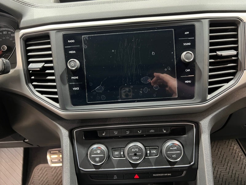 2021 Volkswagen Atlas Cross Sport 3.6L V6 SE w/Technology R-Line
