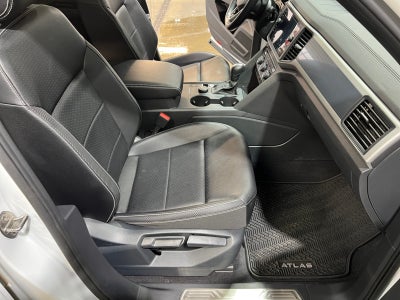 2021 Volkswagen Atlas Cross Sport 3.6L V6 SE w/Technology R-Line