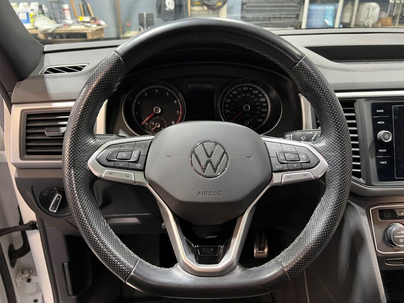 2021 Volkswagen Atlas Cross Sport 3.6L V6 SE w/Technology R-Line