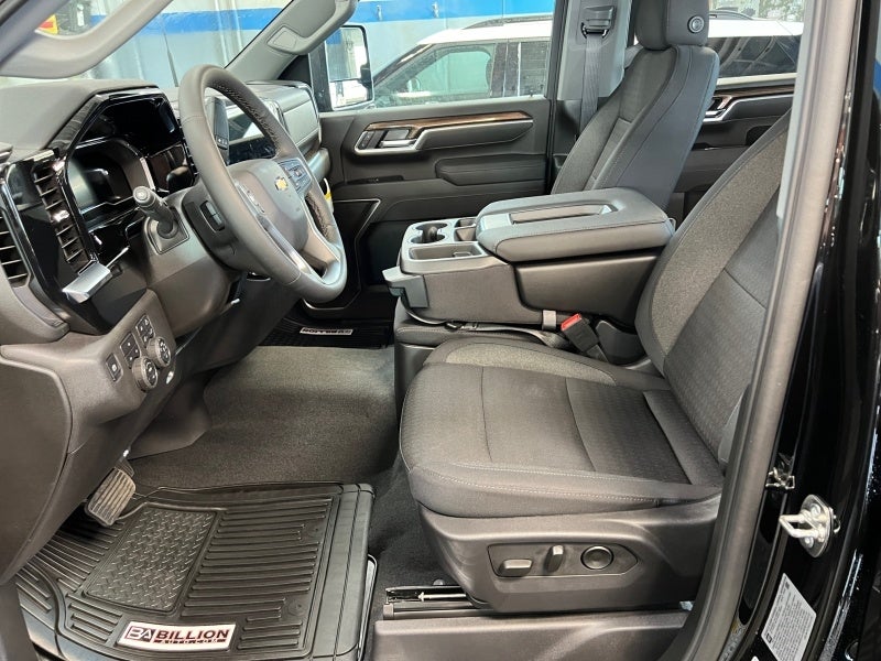 2025 Chevrolet Silverado 3500 HD LT