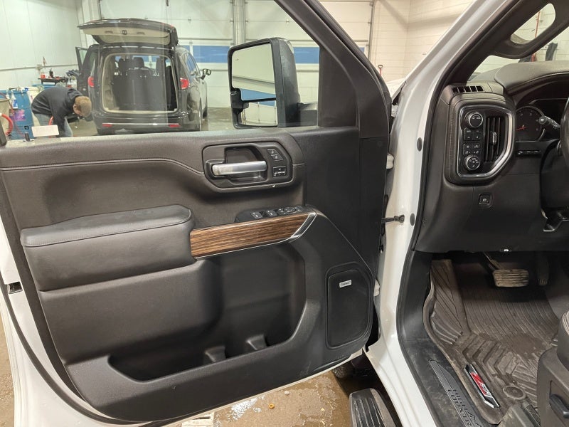 2023 Chevrolet Silverado 3500 HD High Country