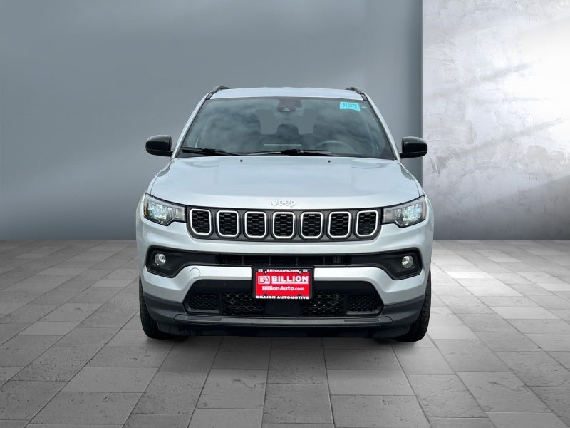 Used 2024 Jeep Compass Latitude with VIN 3C4NJDBN1RT118237 for sale in Worthington, Minnesota
