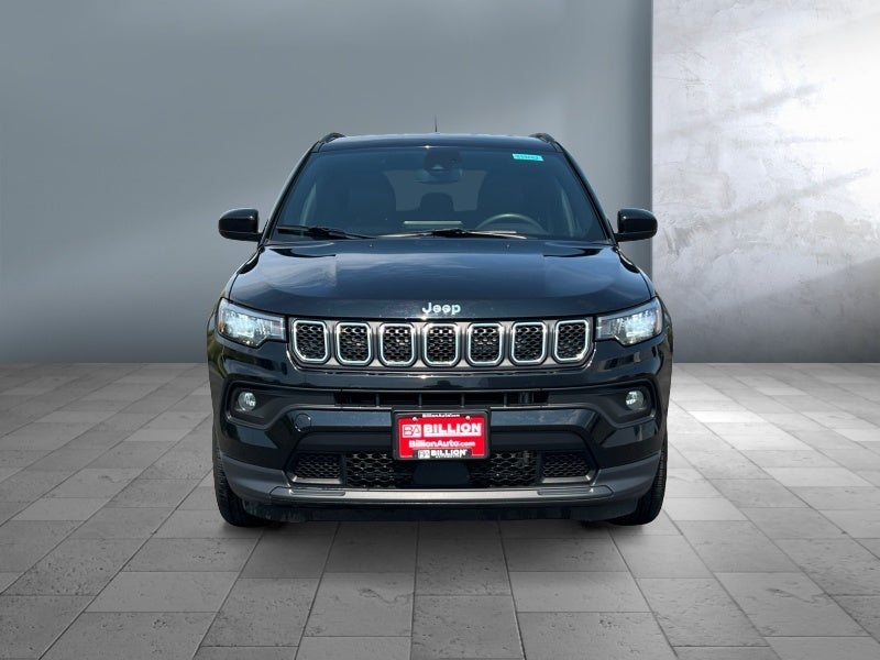 Used 2024 Jeep Compass Latitude with VIN 3C4NJDBN1RT605342 for sale in Worthington, Minnesota