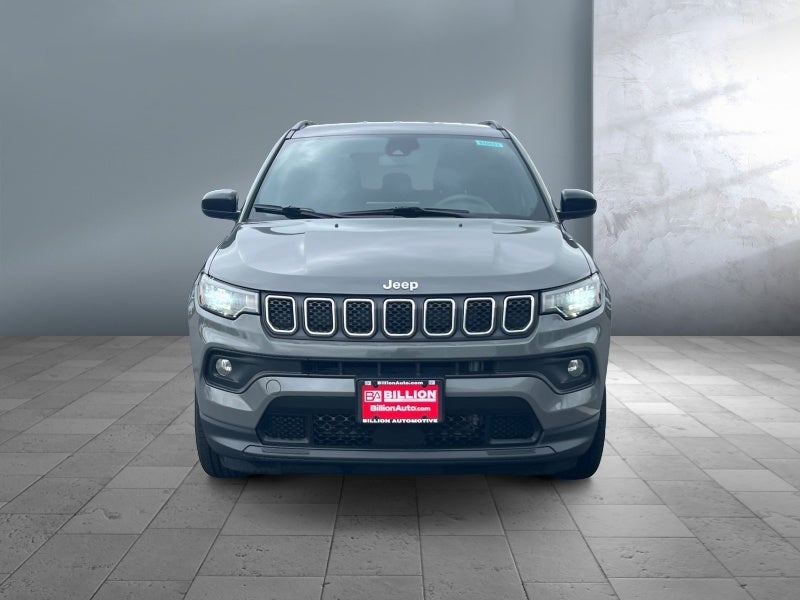 Used 2024 Jeep Compass Latitude with VIN 3C4NJDBN4RT605691 for sale in Worthington, Minnesota