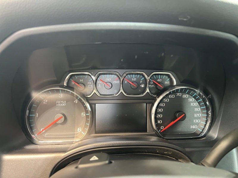 Used 2016 Chevrolet Silverado 1500 LT with VIN 3GCUKREC0GG242733 for sale in Worthington, Minnesota