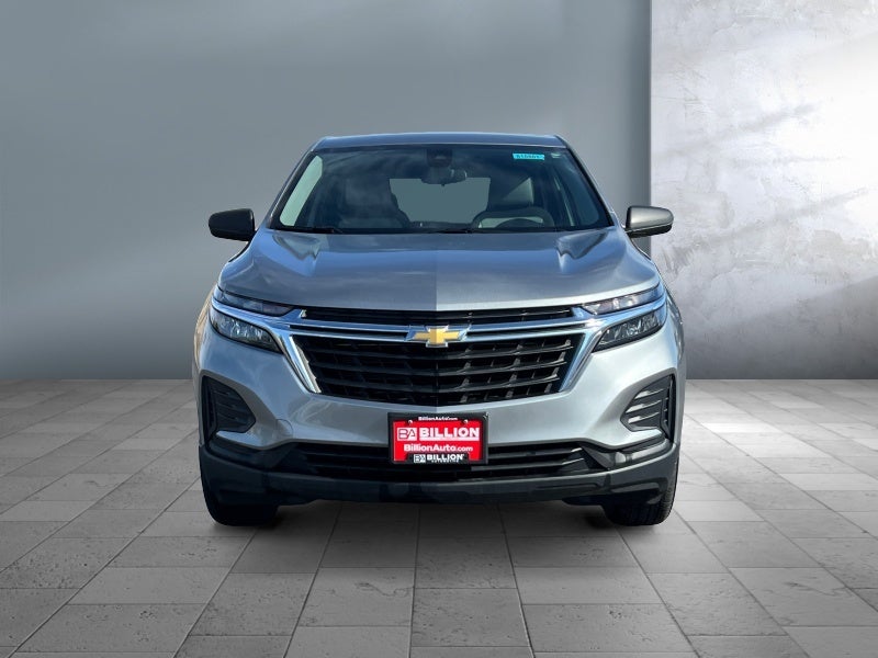 Used 2024 Chevrolet Equinox LS with VIN 3GNAXSEGXRL290630 for sale in Worthington, Minnesota