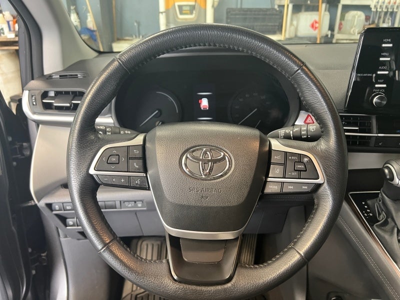 2024 Toyota Sienna XLE