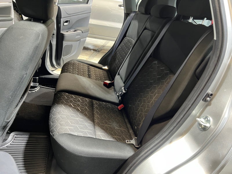 2024 Mitsubishi Outlander Sport S