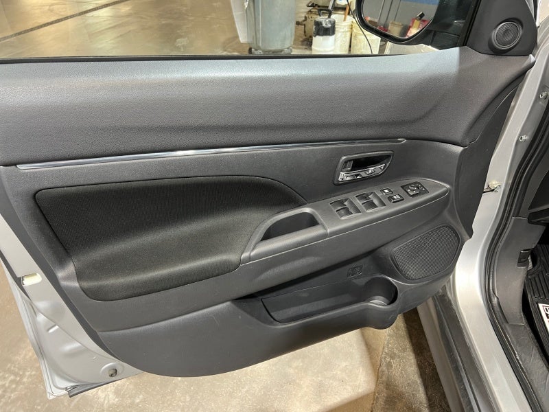 2024 Mitsubishi Outlander Sport S