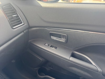 2025 Mitsubishi Outlander Sport S