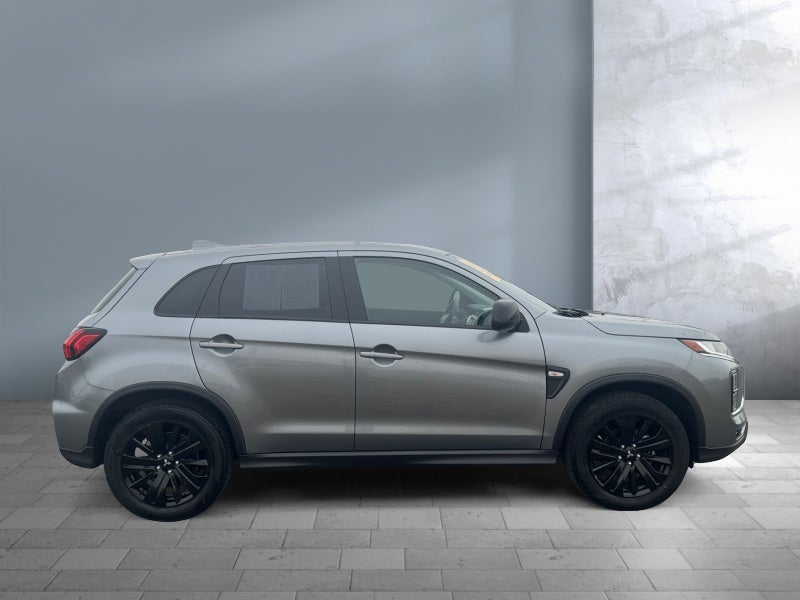 2025 Mitsubishi Outlander Sport S