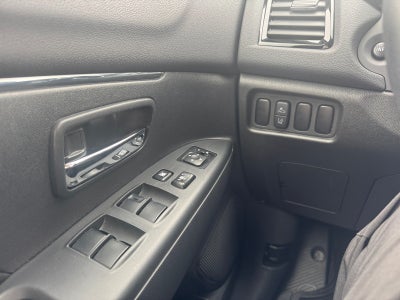 2025 Mitsubishi Outlander Sport S