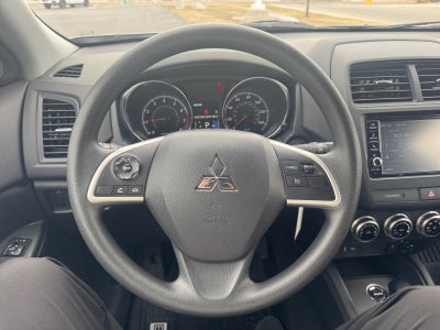 2025 Mitsubishi Outlander Sport S