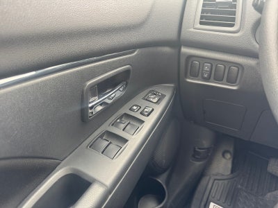 2025 Mitsubishi Outlander Sport S