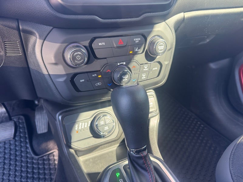 2023 Jeep Renegade Trailhawk